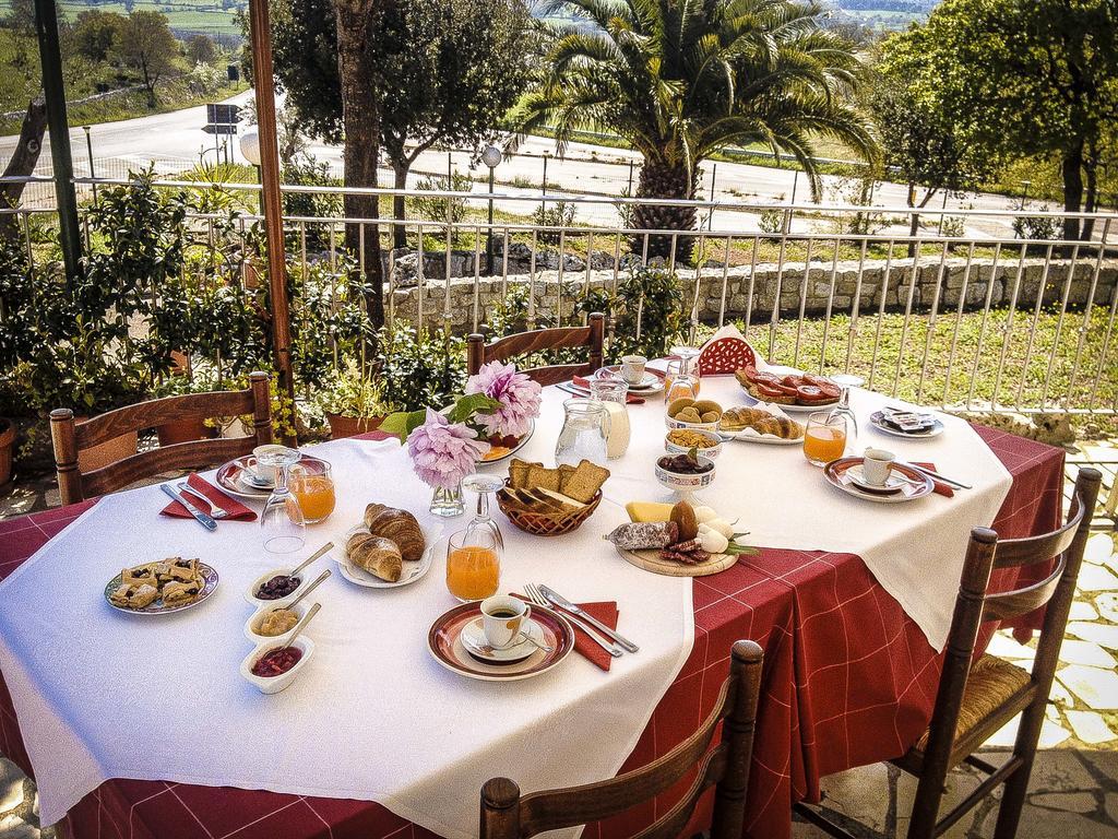 B&B Il Leccio Αλμπερομπέλο Εξωτερικό φωτογραφία